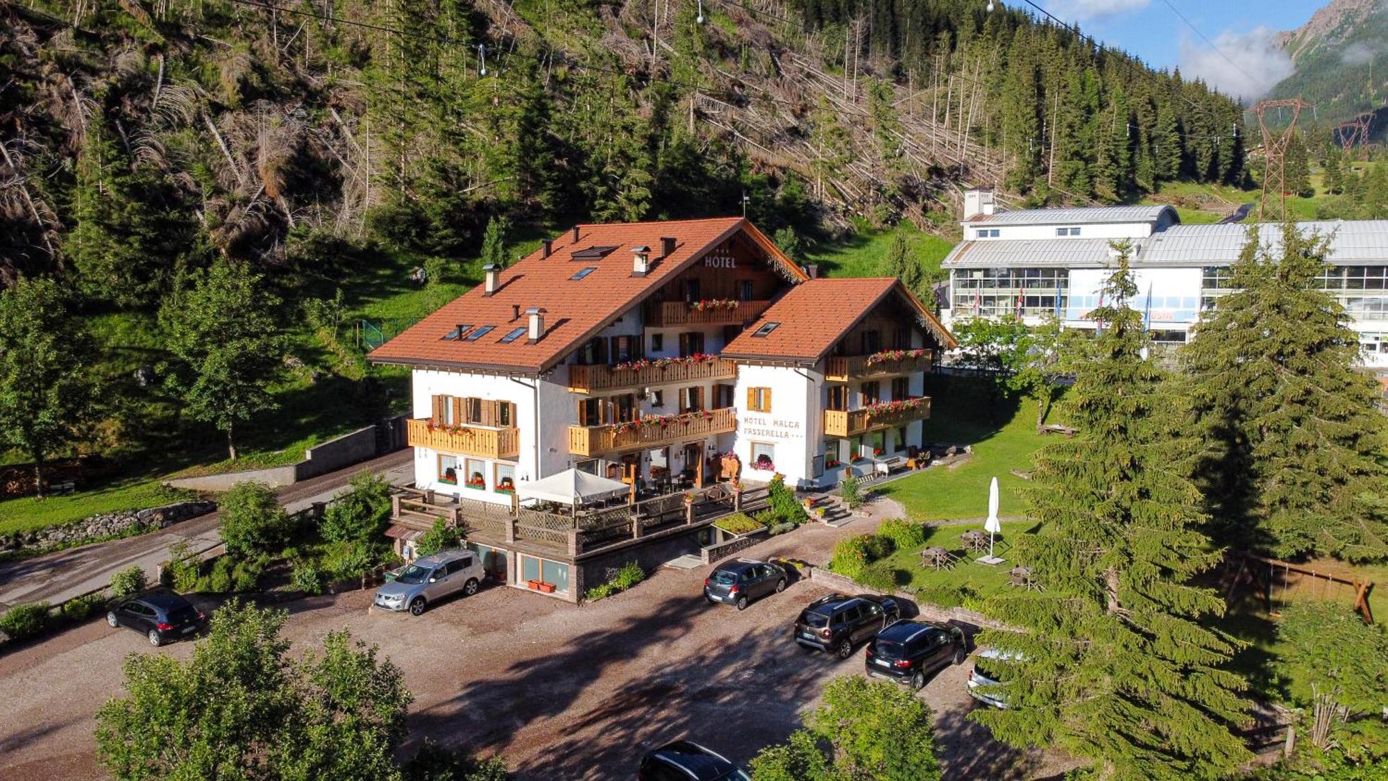Hotel Malga Passerella Moena Buitenkant foto