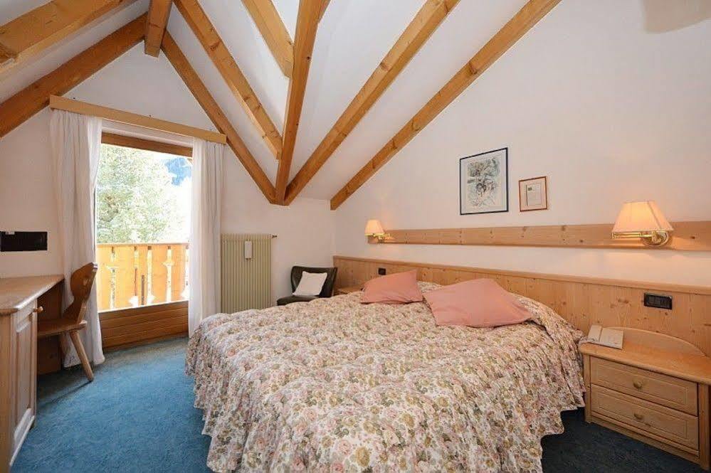 Hotel Malga Passerella Moena Buitenkant foto
